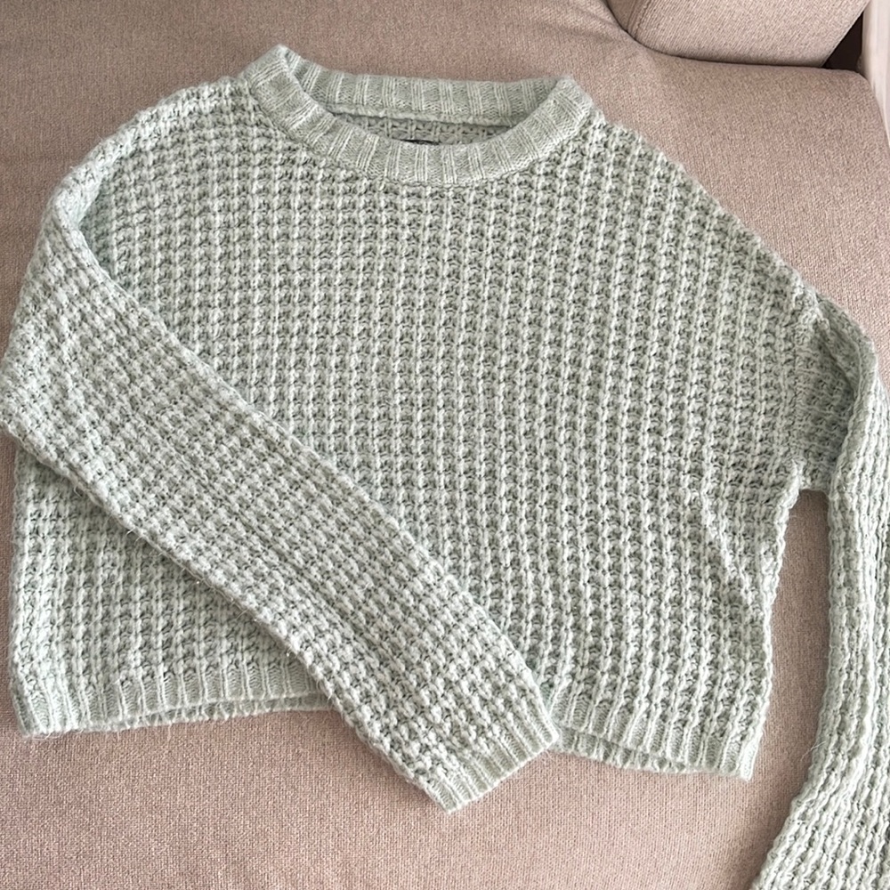 Wild fable sweater. Medium.